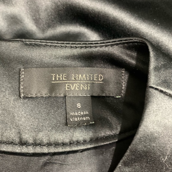 The Limited Event Black Dress Size 6 - Picture 3 of 13